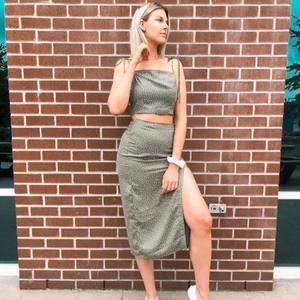 Meet your Posher, Courteney